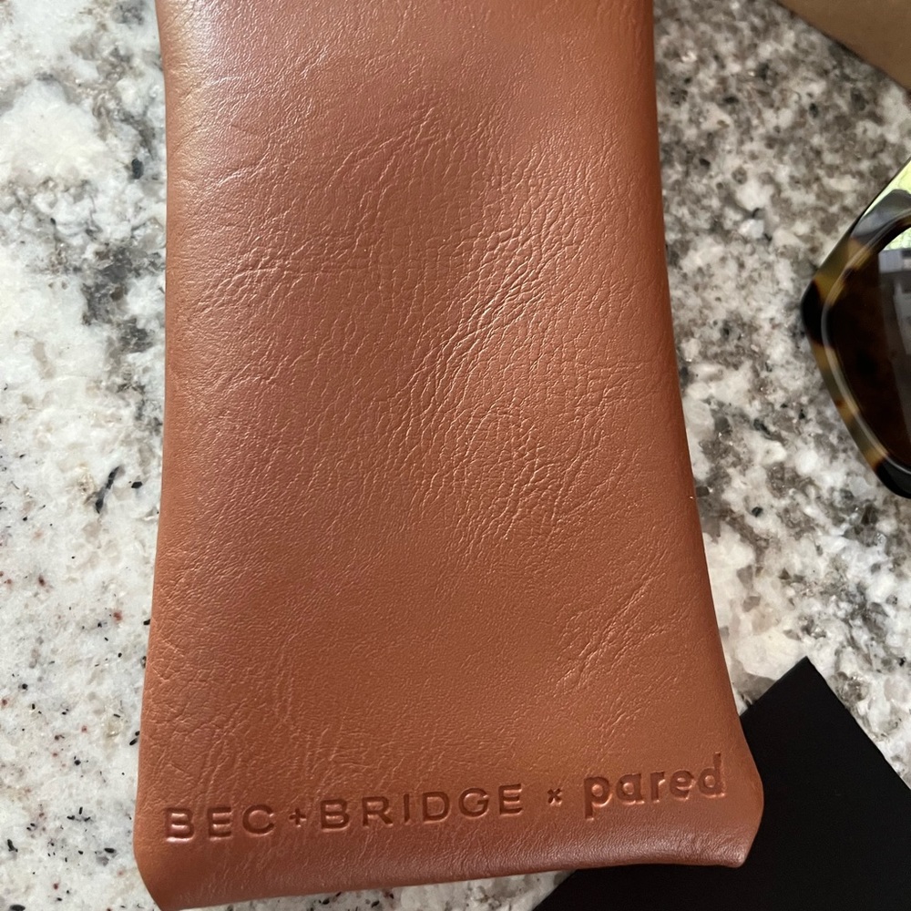 New in Box Pared Lo and Behold tortoise sunglasses Unisex styling - Picture 9 of 12